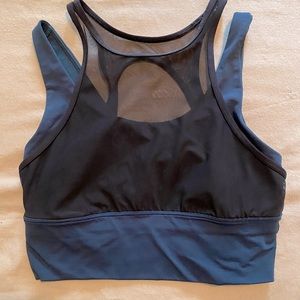 Size 6 Lululemon sports bra